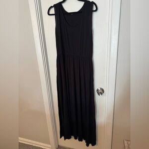 West Kei Black Sleeveless Maxi Dress with pockets size 1X